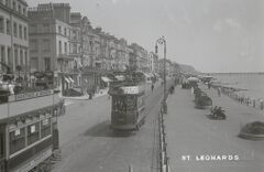 H00185 Trams at Grand Parade, St. Leonards c.1905 - Flickr - East Sussex Libraries Historical Photos.jpg